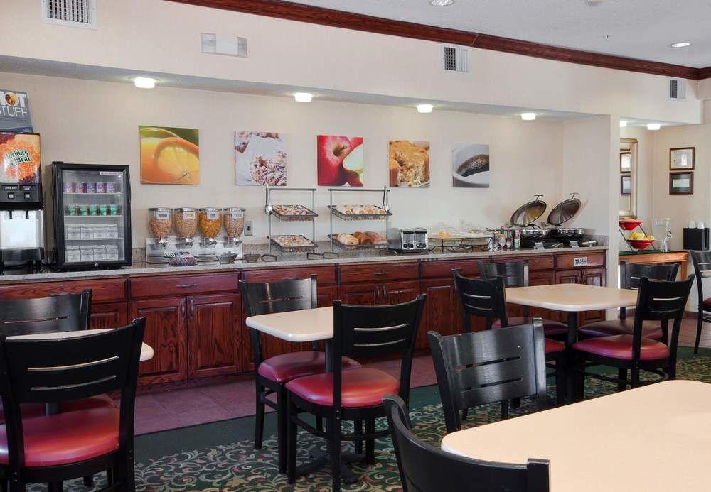 Comfort Inn & Suites Liverpool - Syracuse Екстериор снимка