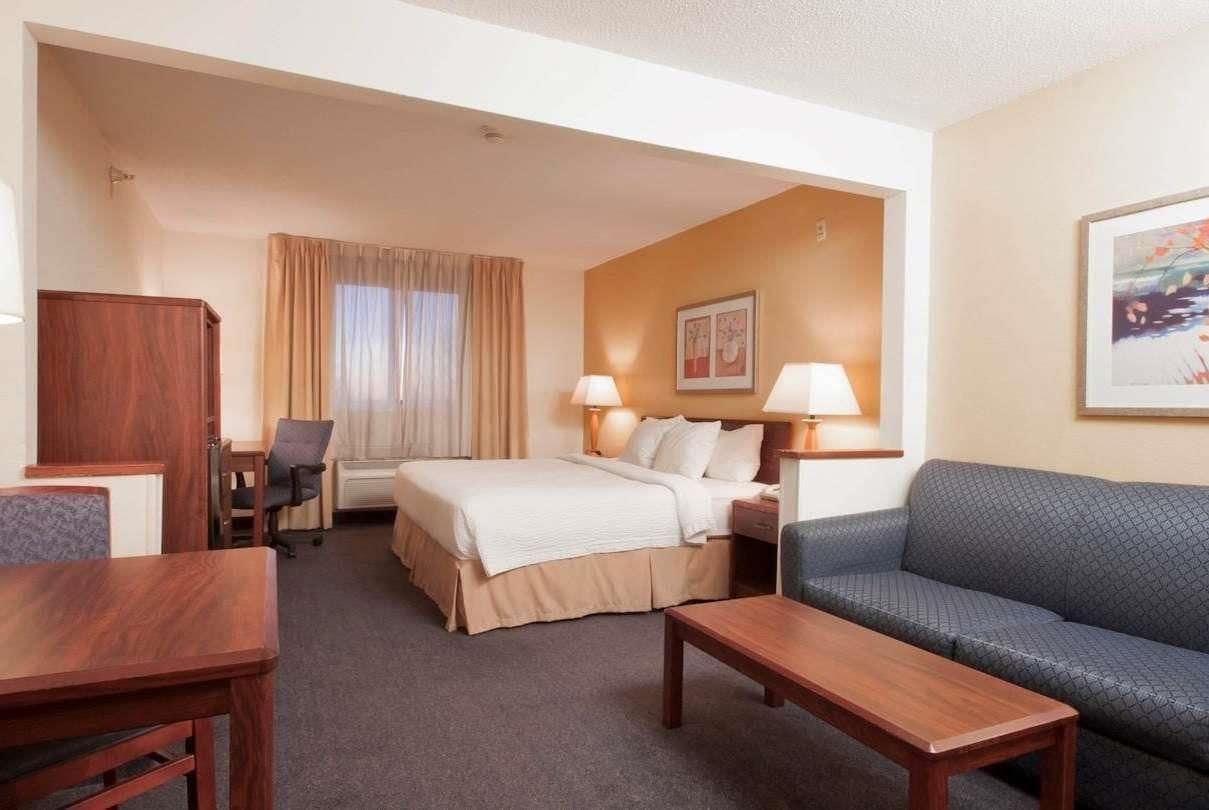Comfort Inn & Suites Liverpool - Syracuse Екстериор снимка