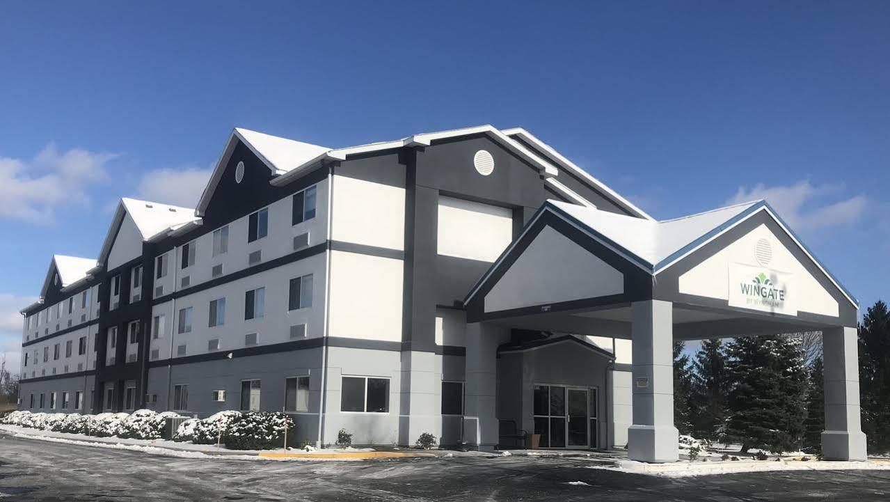 Comfort Inn & Suites Liverpool - Syracuse Екстериор снимка