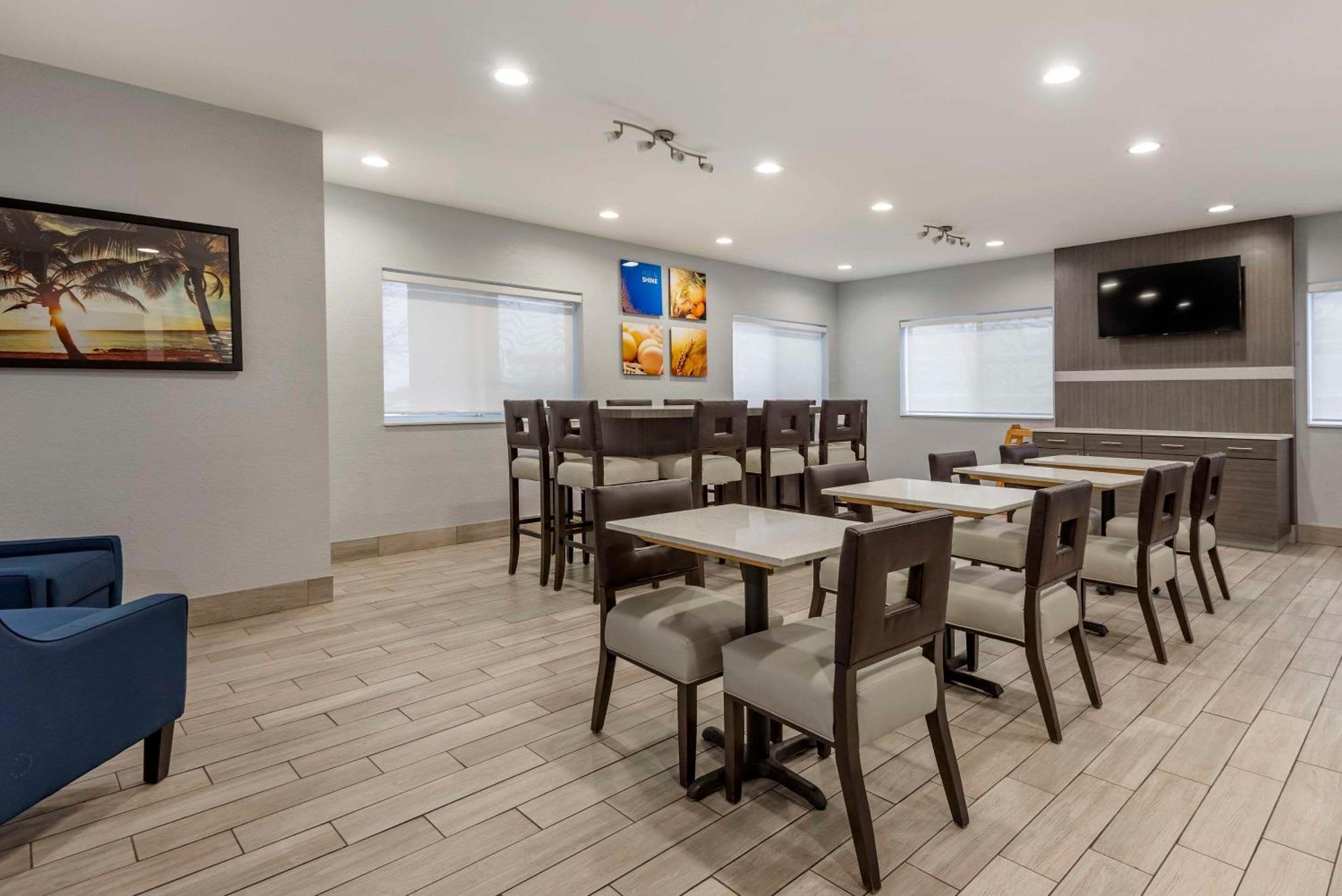 Comfort Inn & Suites Liverpool - Syracuse Екстериор снимка