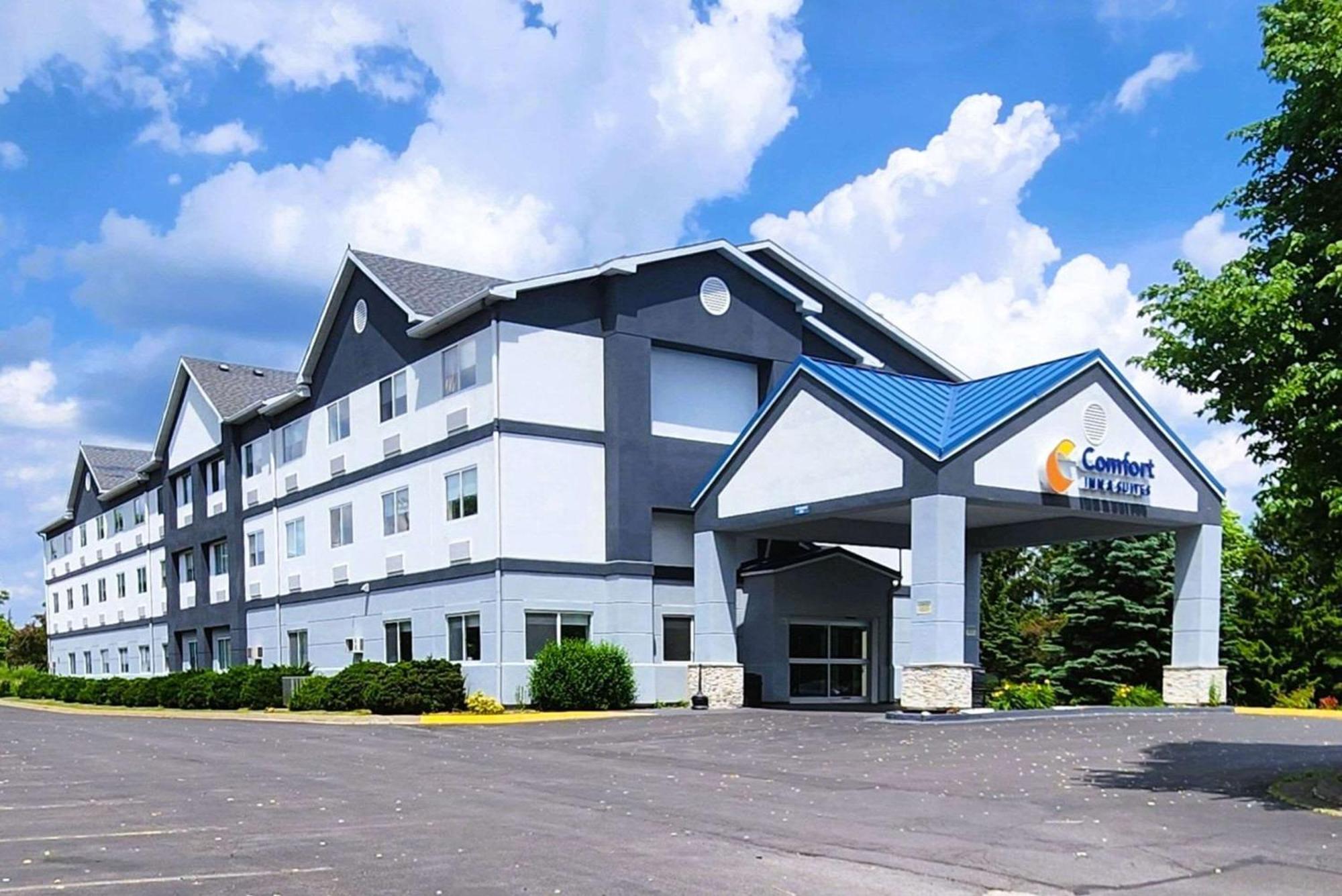 Comfort Inn & Suites Liverpool - Syracuse Екстериор снимка